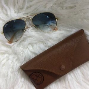 Women’s Ray Ban Aviator blue gradient